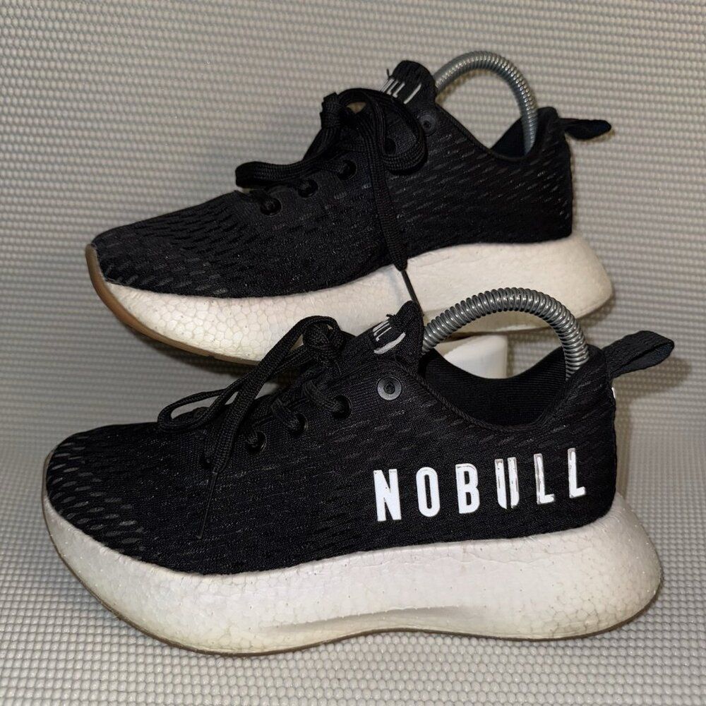 NOBULL JOURNEY Black White Athletic Comfort Running Shoes Sneakers Womens Size 7